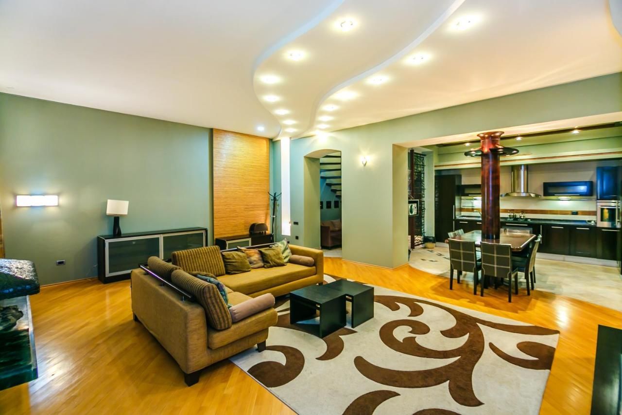 Апартаменты Luxary Apartment On Nizami 81 Баку
