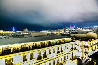 Апартаменты Luxary Apartment On Nizami 81 Баку Апартаменты с балконом-5