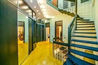 Апартаменты Luxary Apartment On Nizami 81 Баку Апартаменты с балконом-72